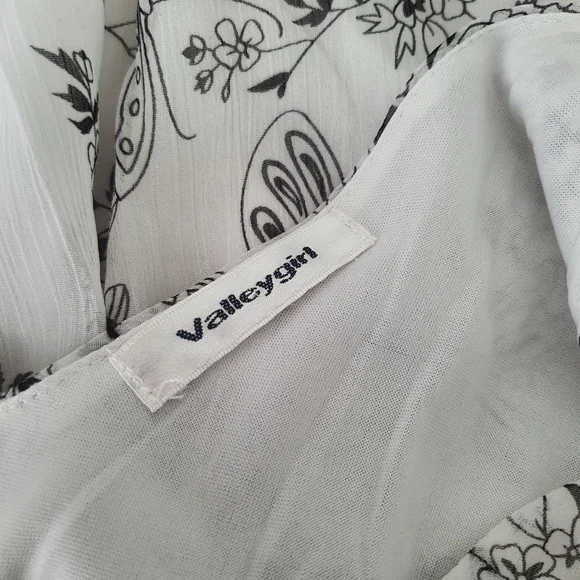 Valleygirl Butterfly Top - Picture 8 of 8